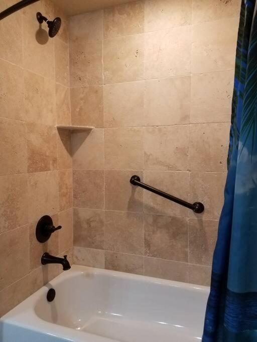 Hawaiian Cottage - Heated Pool Walk To The Beach Cocoa Beach Exterior foto