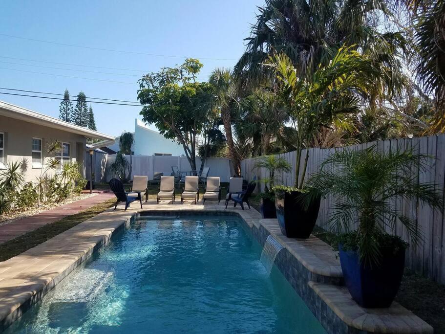 Hawaiian Cottage - Heated Pool Walk To The Beach Cocoa Beach Exterior foto
